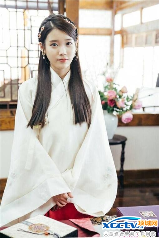 IU 國際中文粉絲專頁