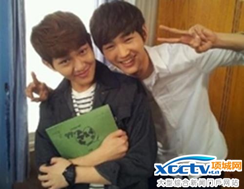 ���n�F����ײĘ���\ , Ů����犴T�а��n�������Ͼ�