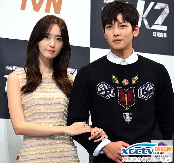 【專訪】池昌旭吻允兒有壓力 曝‘毯子親親’幕后秘辛