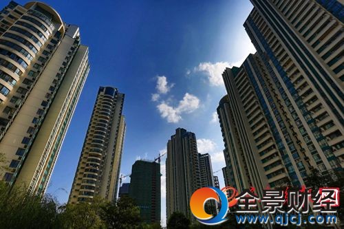 1120387741_14854733632831n