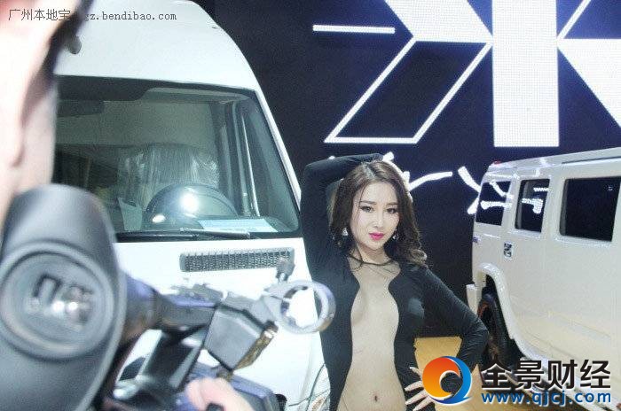 2013��V��܇չŮģ�߶ȴ� ��������bһ��¶˽̎(�M�D)